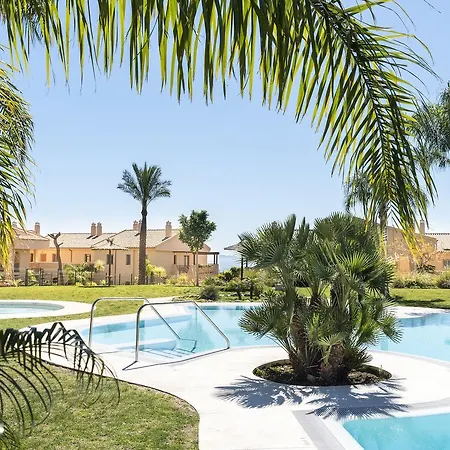 Quartiers Marbella Hotell 3*